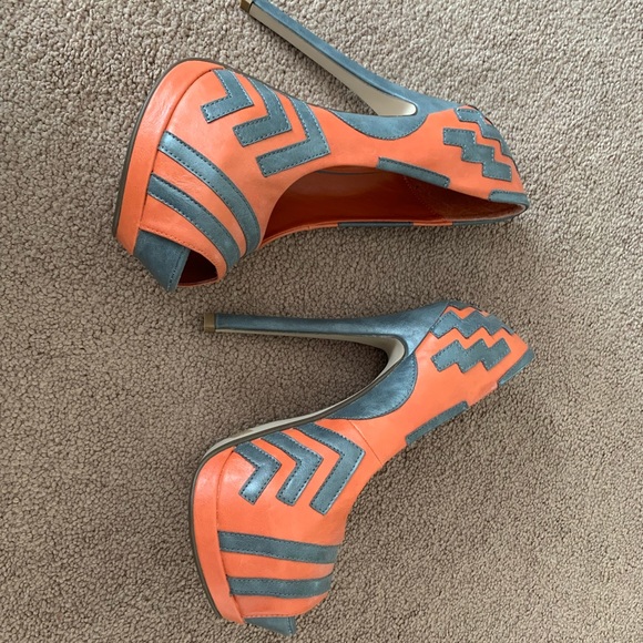 Styluxe platform heels - Picture 3 of 4